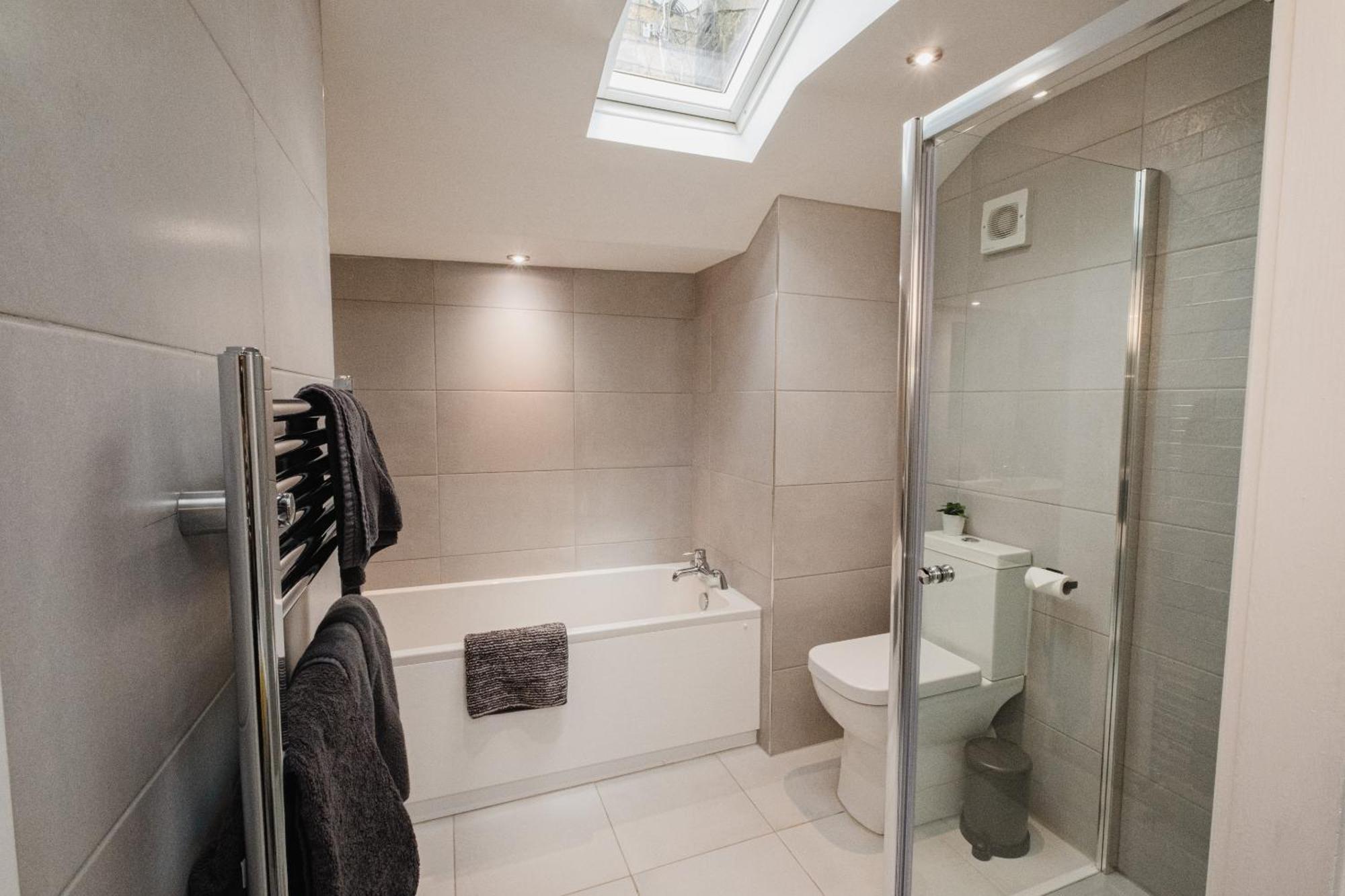 Swan House Holiday home Huddersfield
