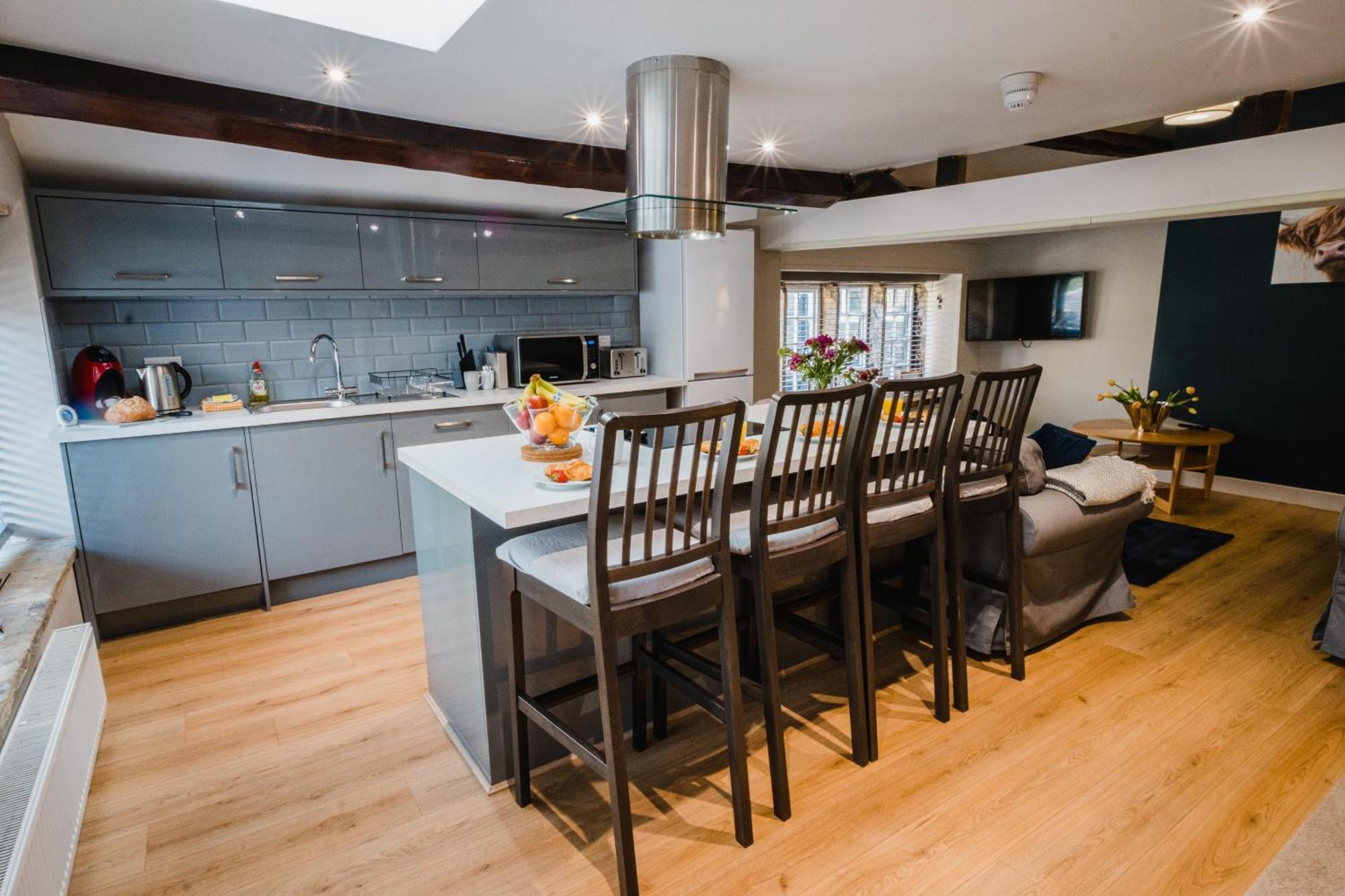 Holiday home Swan House Huddersfield